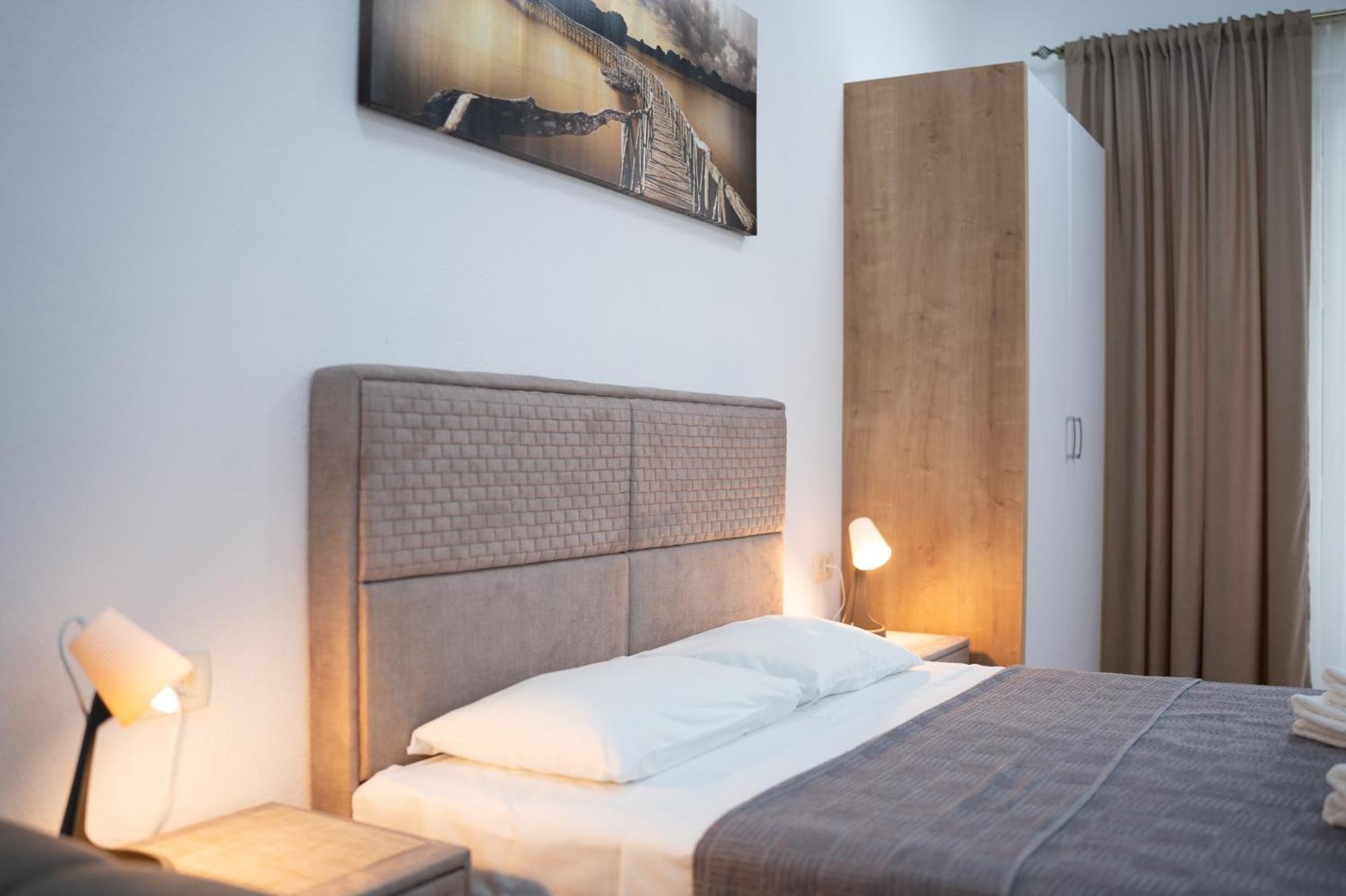 Dane Apartment Airport Podgorica Mitrovici  Exteriér fotografie